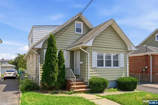 719 Teneyck Avenue, Lyndhurst, NJ 07071