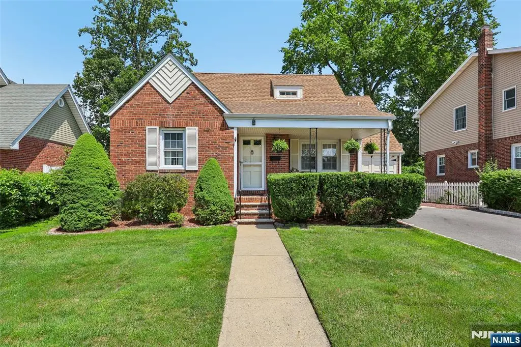 2-33 35th Street, Fair Lawn, NJ 07410 - #1