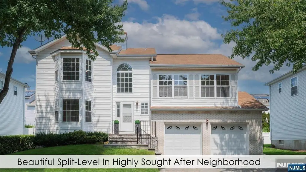 758 Manchester Way, Paramus, NJ 07652 - #1