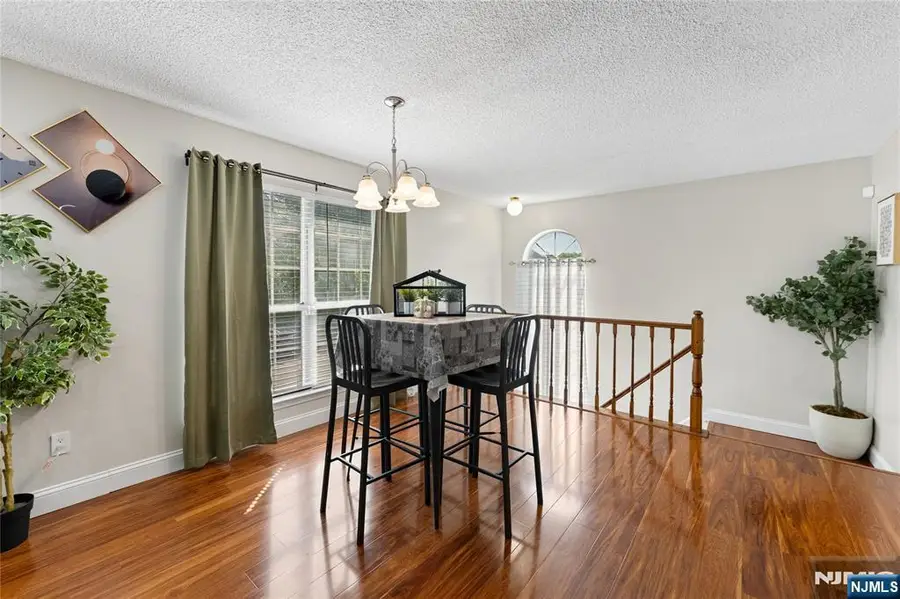 25 Holly Street, Jersey City, NJ 07305 - #3