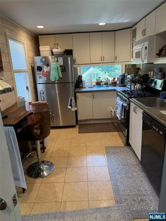 209 Wawayanda Road, Highland Lakes, NJ 07422 - #3
