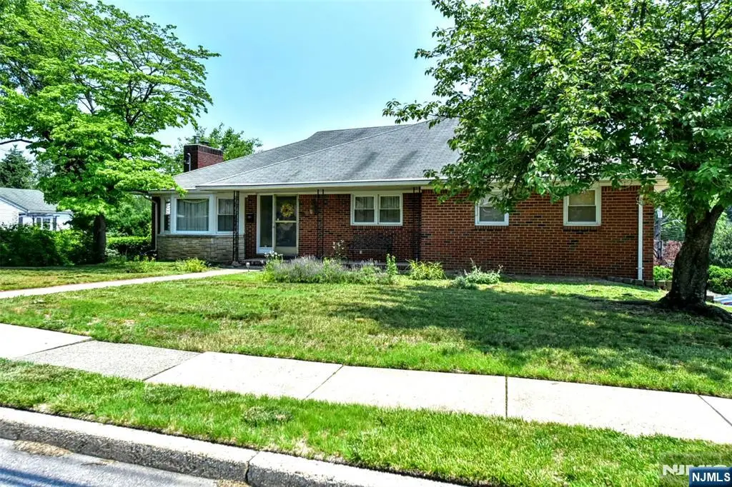 88 Spring Valley Road, Oradell, NJ 07649 - #1