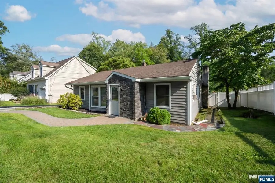 19 Apache Trail, White Meadow Lake, NJ 07866 - #2