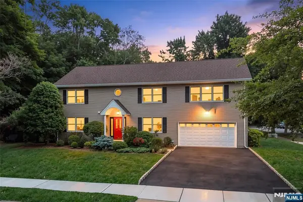 720 Maxwell Place, Ridgewood, NJ 07450