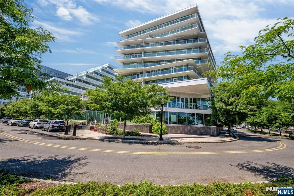 800 Ave At Port Imperial Boulevard 703, Weehawken, NJ 07086 - #1