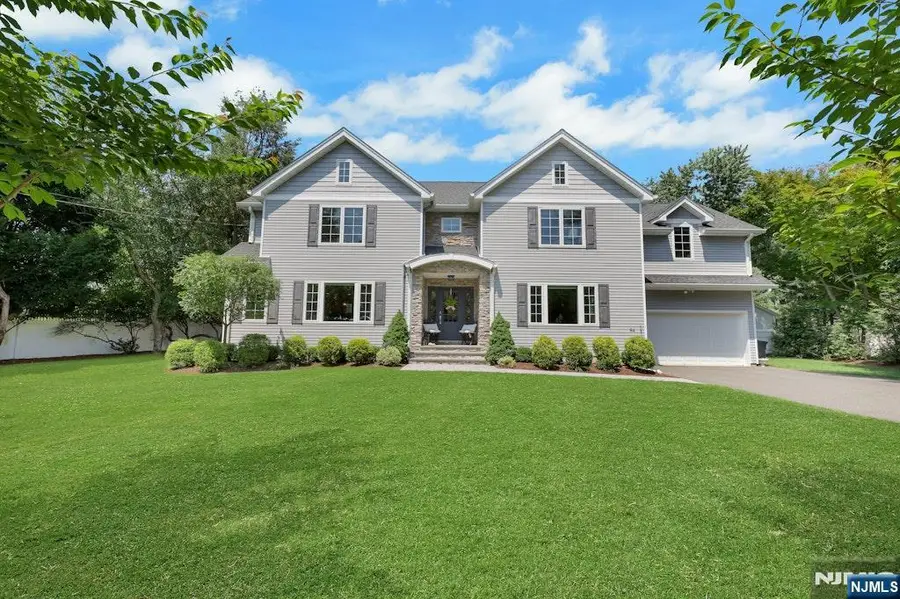 84 Leclerc Avenue, River Vale, NJ 07675 - #3