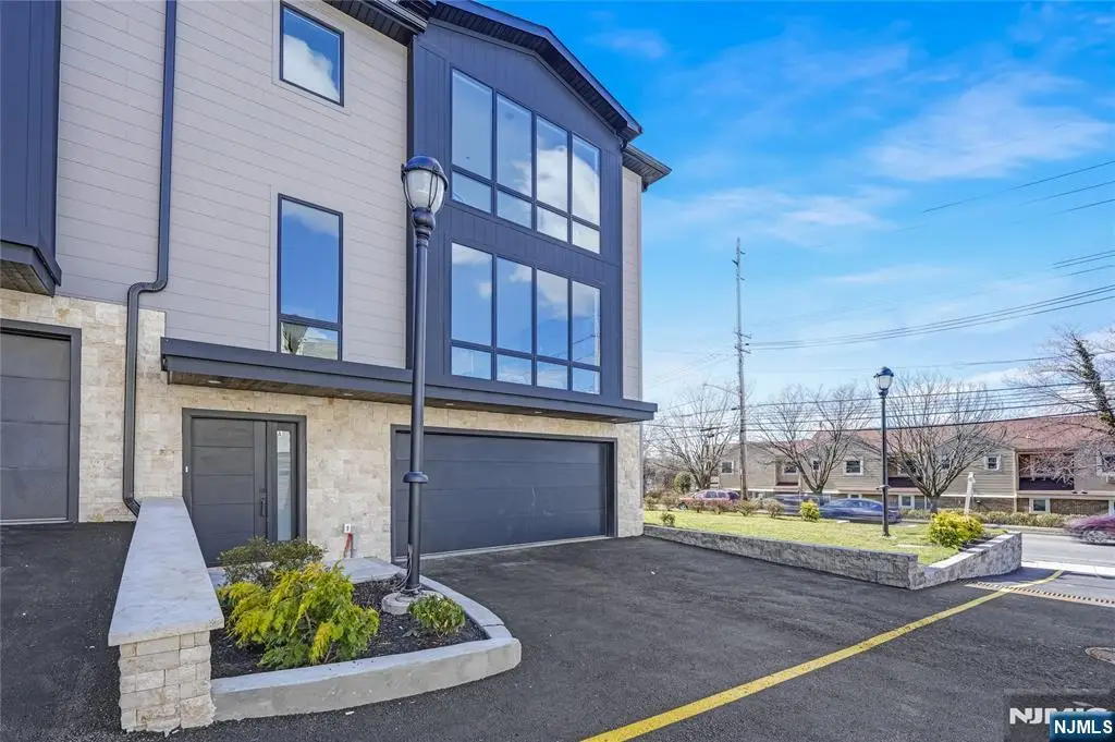 401 B Grand Avenue 401 B, Leonia, NJ 07605 - #1