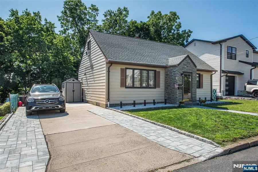 54 Hasbrouck Avenue, Hasbrouck Heights, NJ 07604 - #2