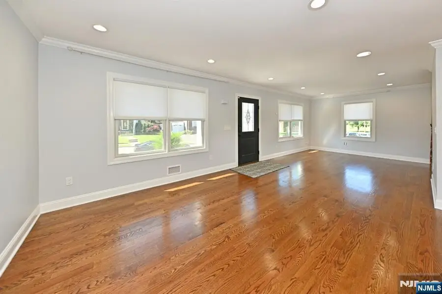 39-37 Sycamore Drive, Fair Lawn, NJ 07410 - #2