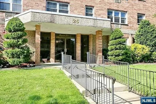 25 Jefferson Street 6D, Hackensack, NJ 07601 - #2