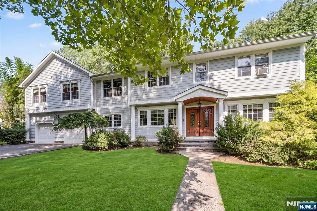 40 Rickland Road, Old Tappan, NJ 07675 - #1