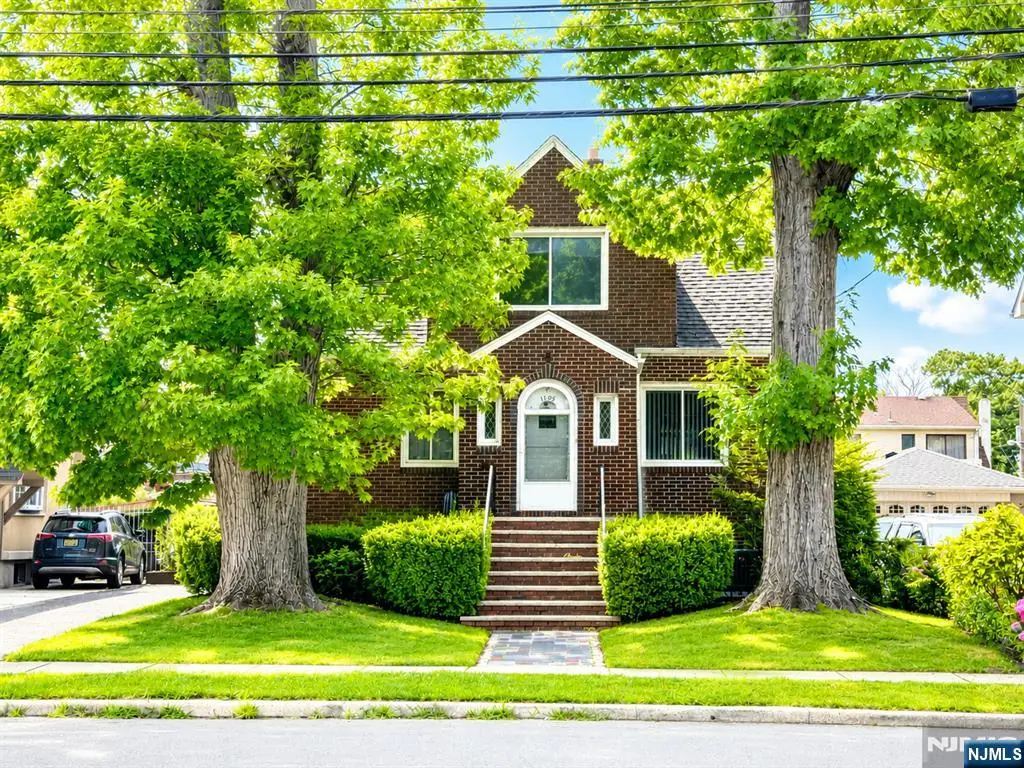 1105 Anderson Avenue, Fort Lee, NJ 07024 - #1
