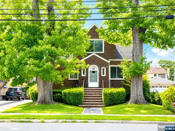 1105 Anderson Avenue, Fort Lee, NJ 07024