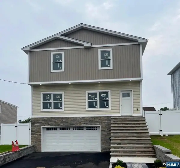 184 Philip Avenue, Elmwood Park, NJ 07407