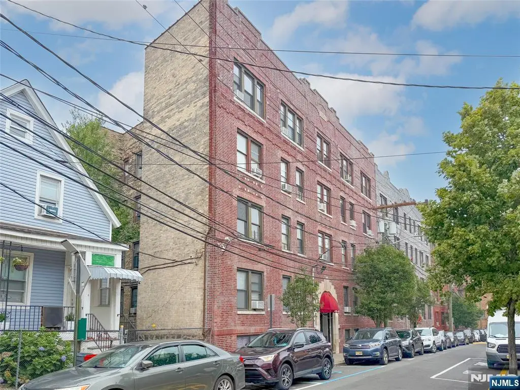 523-25 34th Street D1, Union City, NJ 07087 - #1