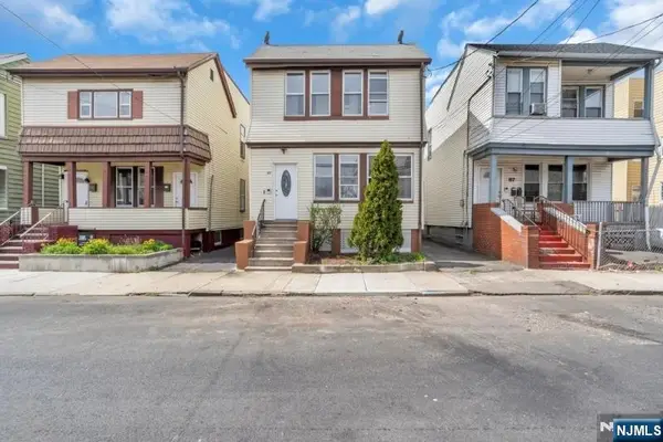 89 Schley Street, Newark, NJ 07112