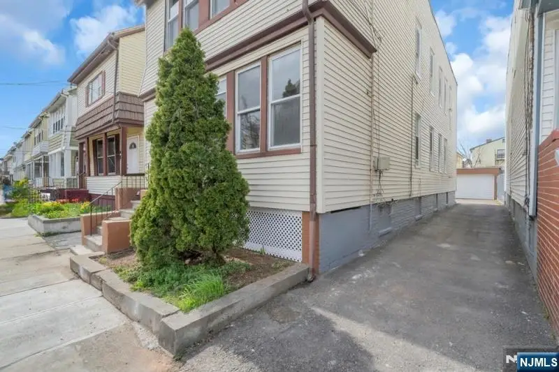 89 Schley Street, Newark, NJ 07112 - #2