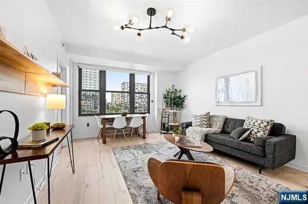149 Essex Street 5T, Jersey City, NJ 07302