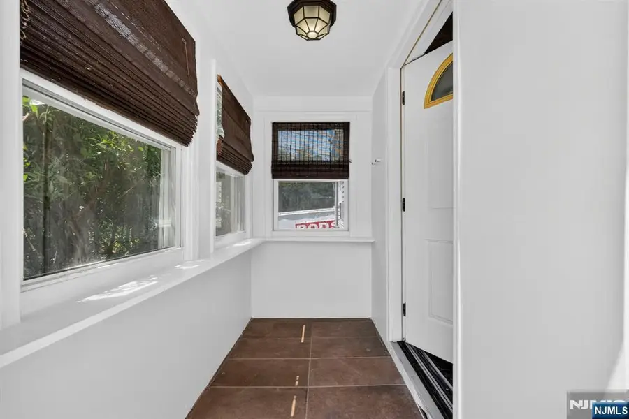 188 Lafayette Avenue, New Milford, NJ 07646 - #3