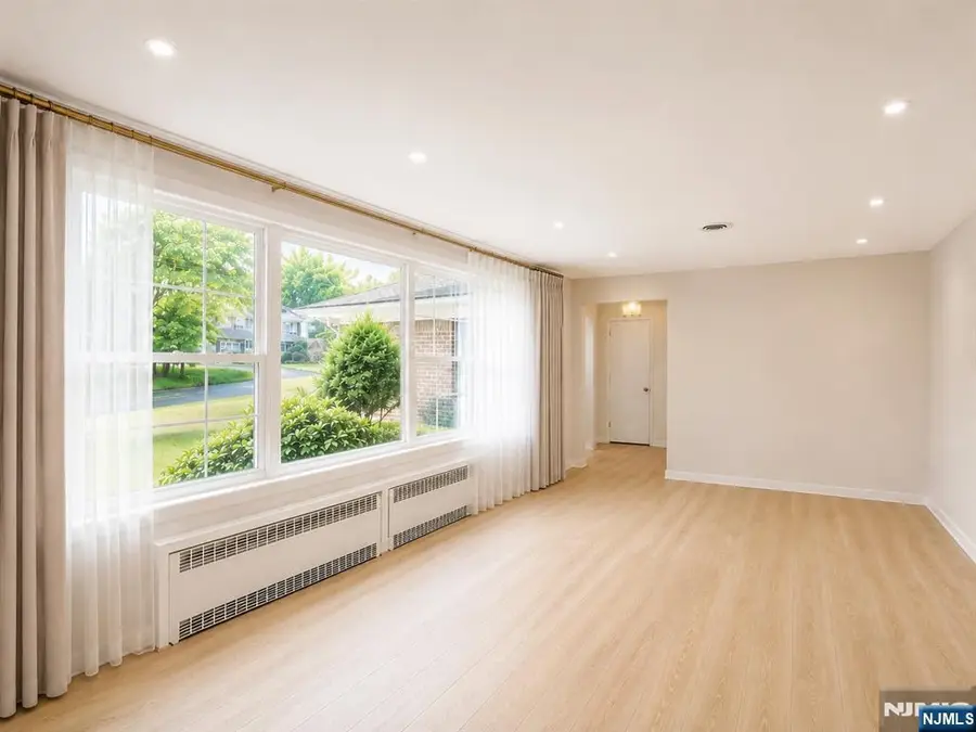 204 Kensington Avenue, Norwood, NJ 07648 - #2