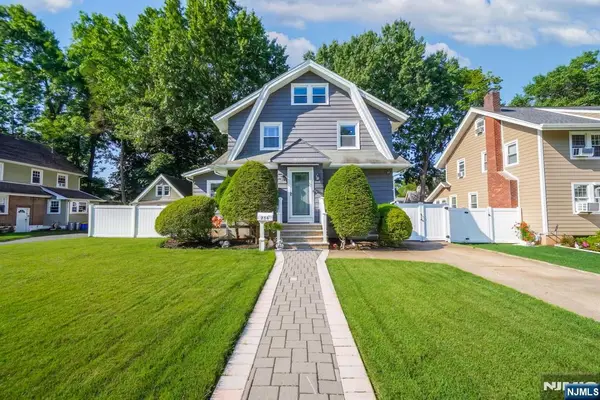 256 Van Buren Avenue, Teaneck, NJ 07666