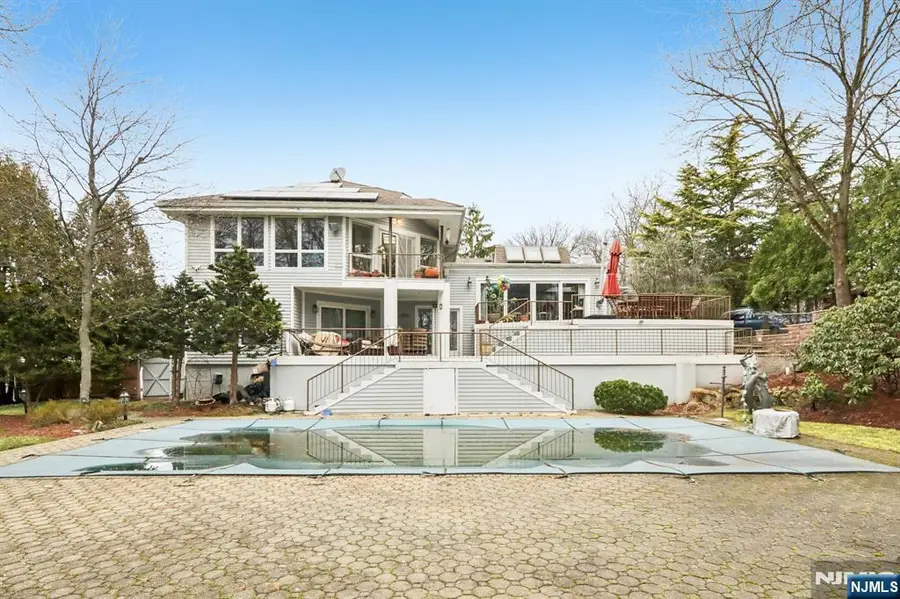 270 E Clinton Avenue, Tenafly, NJ 07670 - #2