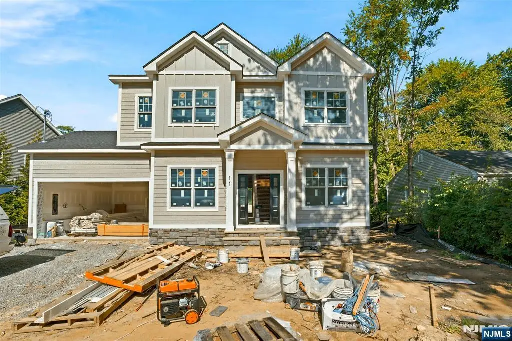 11 Maplewood Drive, Livingston, NJ 07039 - #1