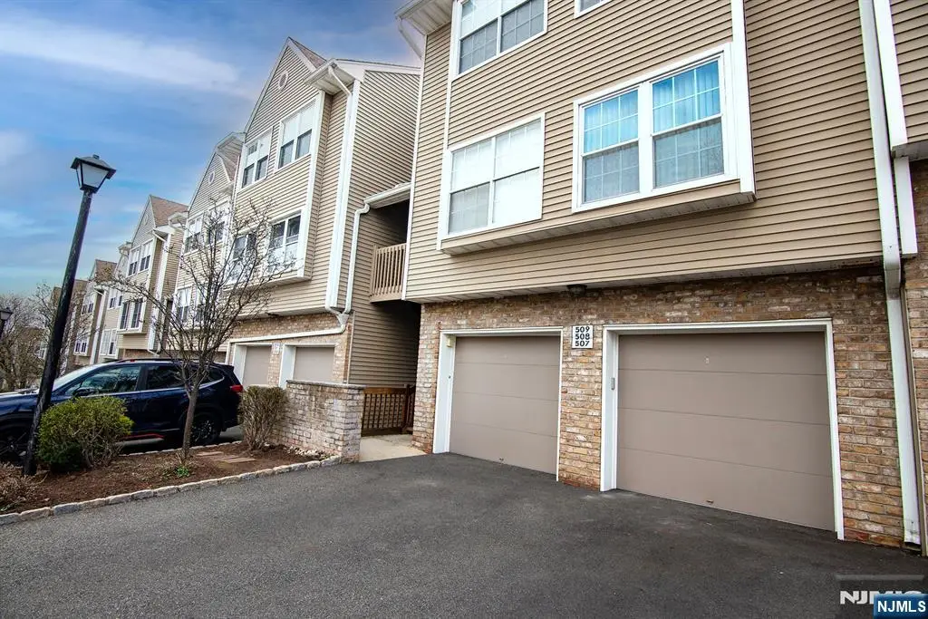 507 Windsor Drive 107, Palisades Park, NJ 07650 - #1