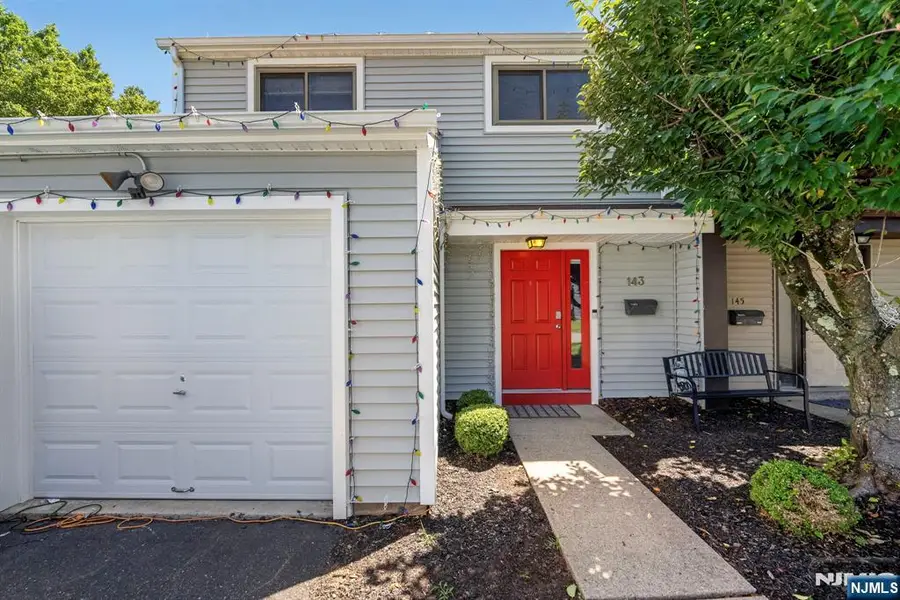 143 Grove Street, Bergenfield, NJ 07621 - #2