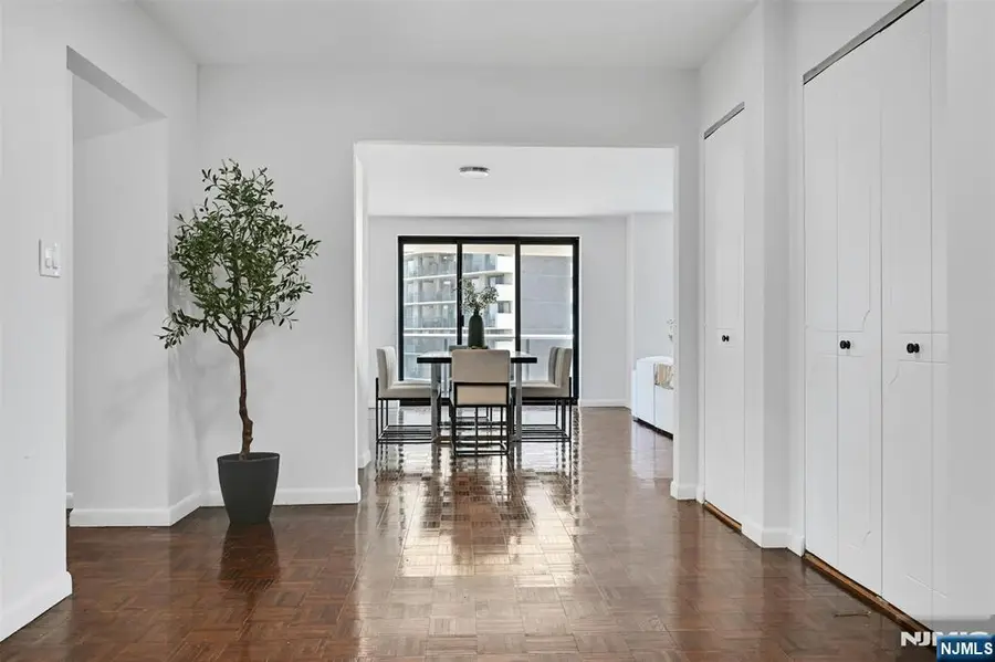 1512 Palisade Avenue 5B, Fort Lee, NJ 07024 - #2