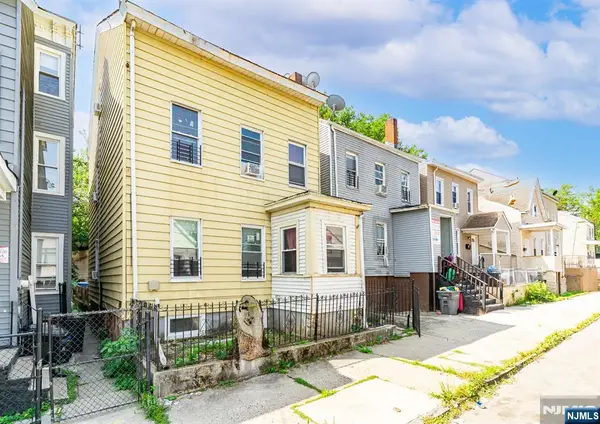 39 Hillman Street, Paterson, NJ 07522