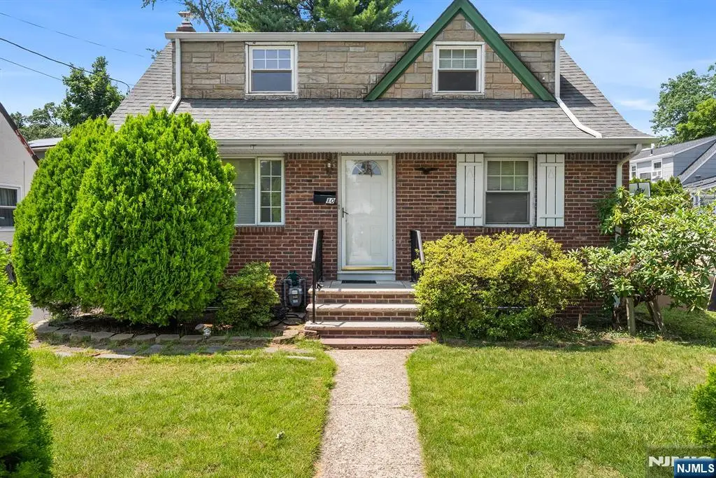10 Greenwich Street, Bergenfield, NJ 07621 - #1