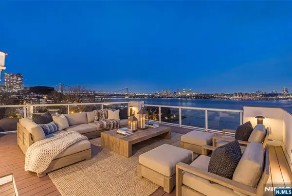 1286 River Road, Edgewater, NJ 07020