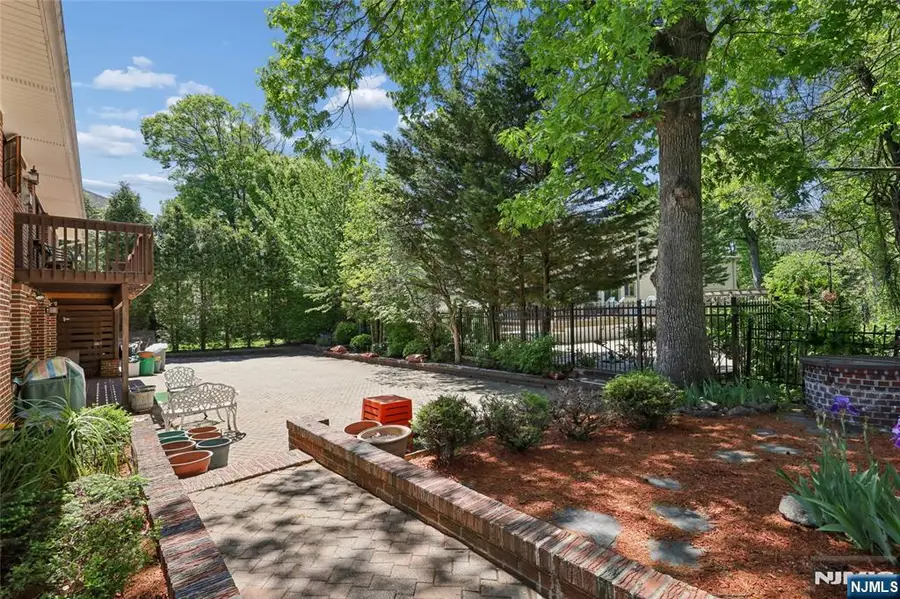 12 Beverly Road, Englewood Cliffs, NJ 07632 - #2