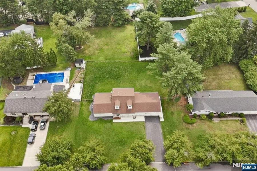 628 Lamanna Drive, River Vale, NJ 07675 - #2