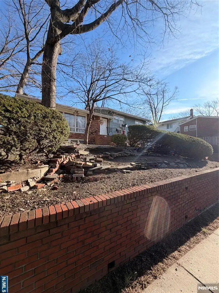 1032 Glen Road, Fort Lee, NJ 07024 - #3