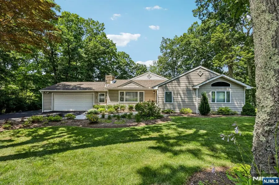 3 Beech Court, Hardyston, NJ 07460 - #3