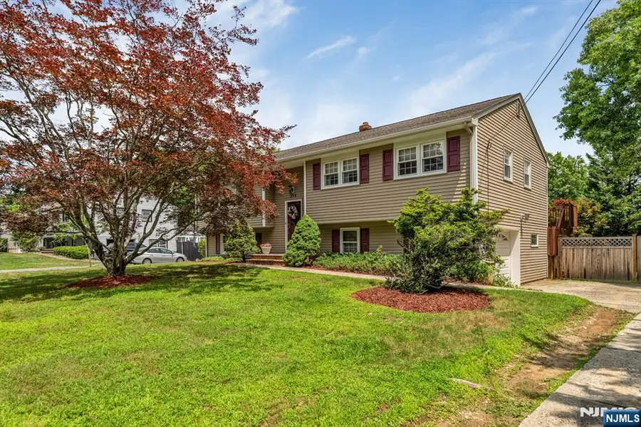 328 Ruckman Road, Hillsdale, NJ 07642 - #3