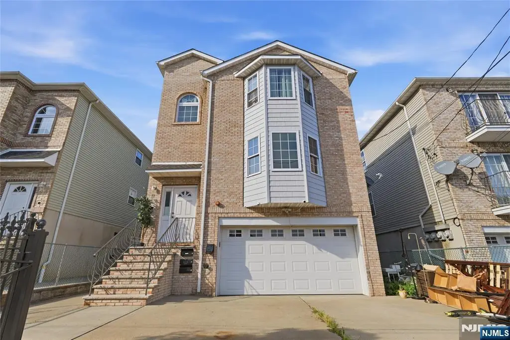 17 Stanton Street, Newark, NJ 07114 - #1