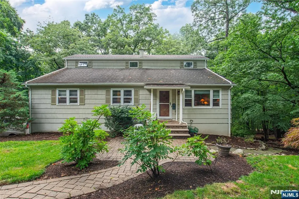 16 Pennsylvania Avenue, Montvale, NJ 07645 - #1