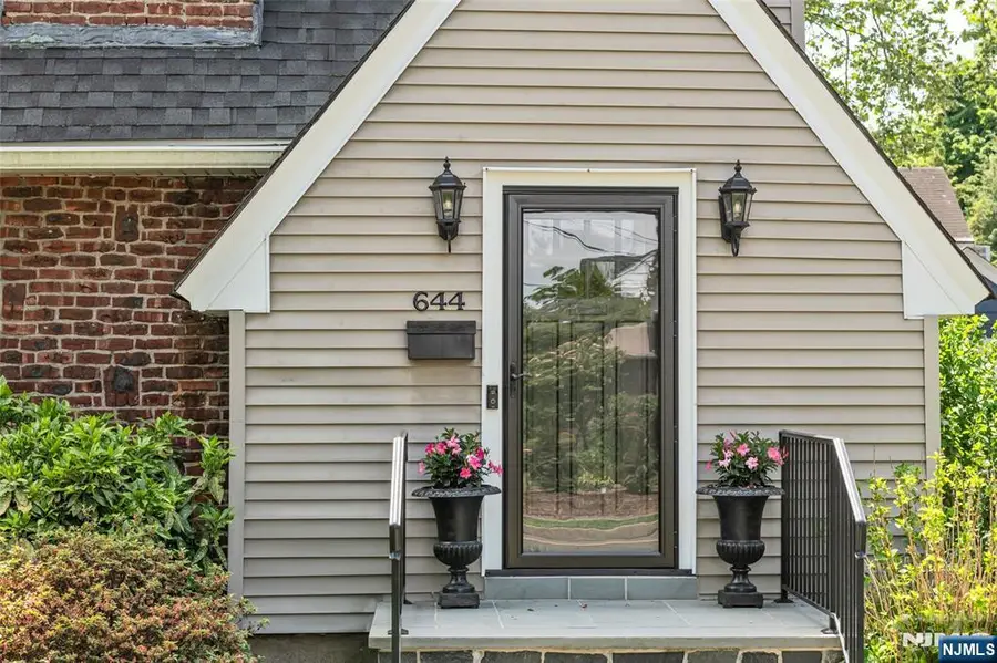 644 Linwood Avenue, Ridgewood, NJ 07450 - #3