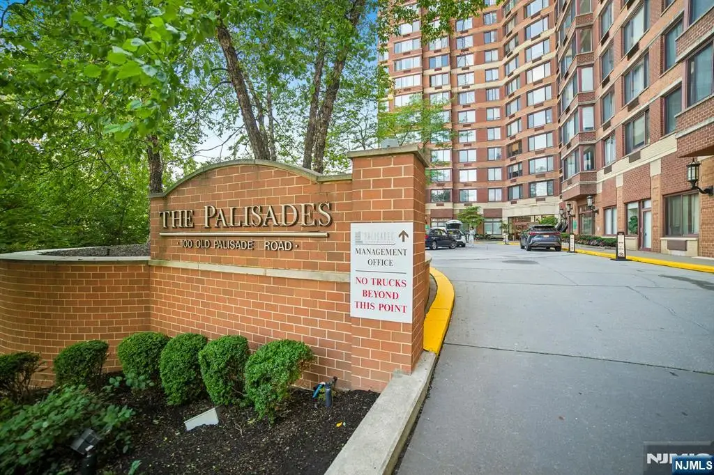 100 Old Palisade Road 3305, Fort Lee, NJ 07024 - #1
