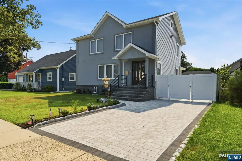 170 Mount Pleasant Avenue, Wallington, NJ 07057 - #1