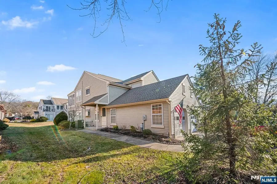 11 Rothwell Drive 11D, Jamesburg, NJ 08831 - #3