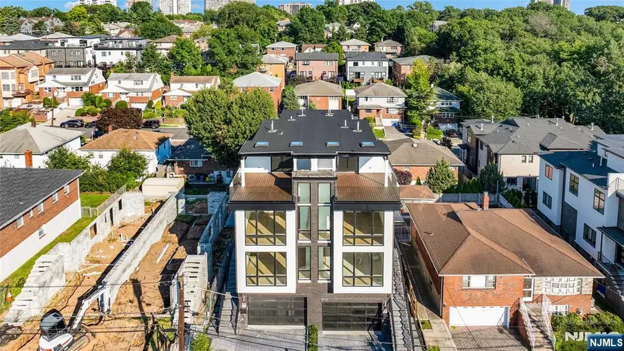 1522 11th Street, Fort Lee, NJ 07024 - #3