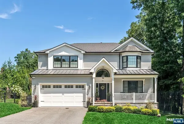 22 Bryant Place, Westwood, NJ 07675