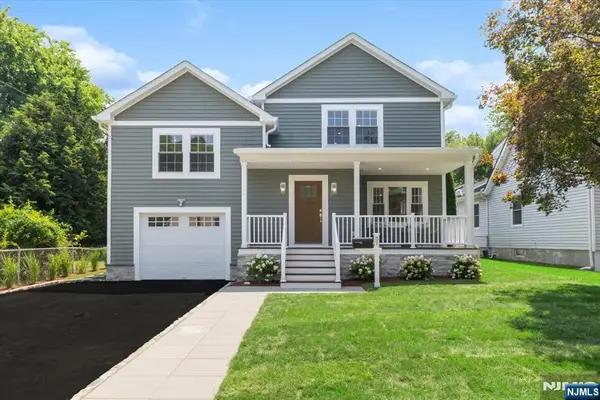 37 Congressional Parkway, Livingston, NJ 07039