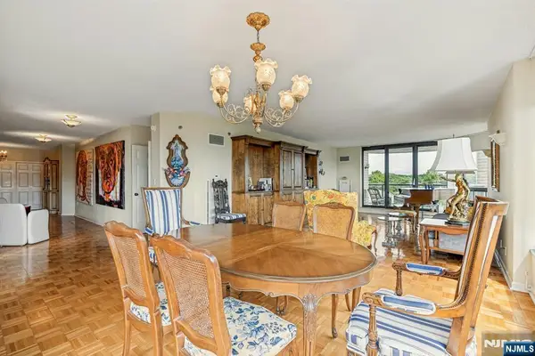 900 Palisade Avenue 4F, Fort Lee, NJ 07024