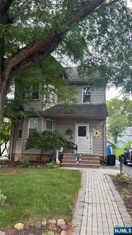 324 Harrison Avenue, Hasbrouck Heights, NJ 07604