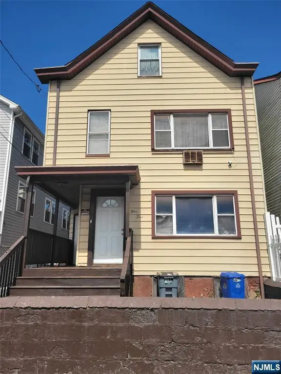 55 N 6th Street, Paterson, NJ 07522